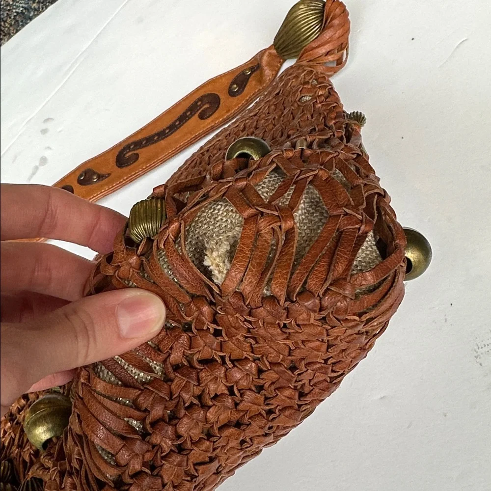 Rare G series Cole Haan handbag - Woven Leather - Picture 2 of 11